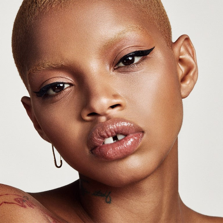 Fenty Beauty Flyliner Longwear Liquid Eyeliner Satin Finish Black