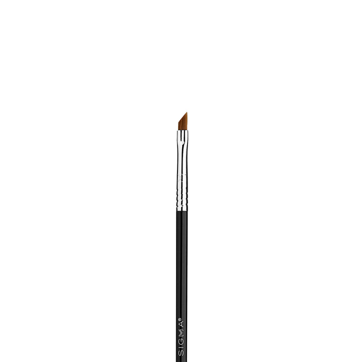 Sigma Beauty E06 Winged Liner™ Brush Angled Synthetic