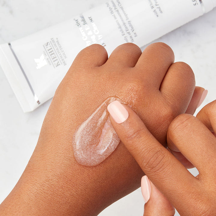 Kiehl's Clearly Corrective Brightening & Exfoliating Cleanser 150ml