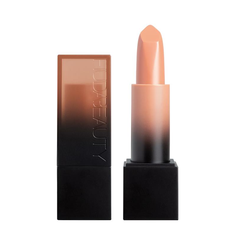 Huda Beauty Power Bullet Matte Lipstick Hydrating Buildable Coverage