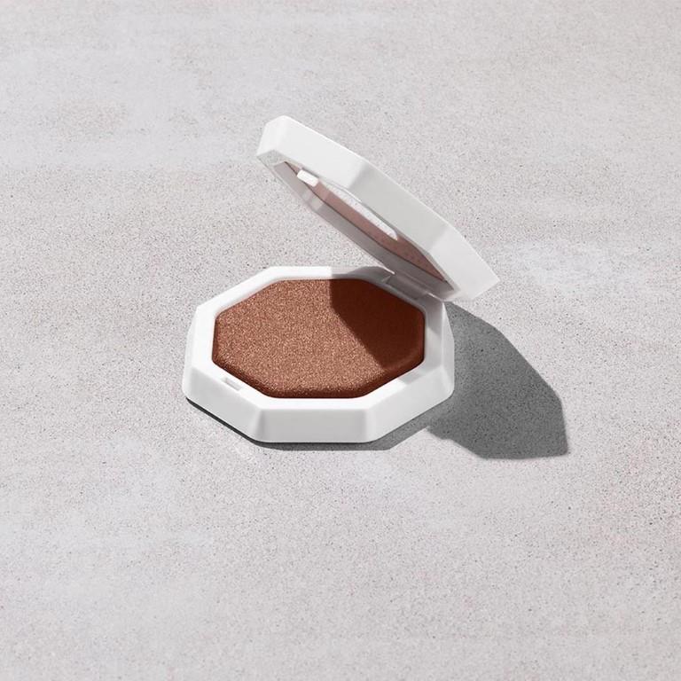 Fenty Beauty Demi'Glow Light-Diffusing Highlighter