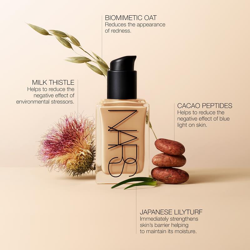 NARS Light Reflecting Foundation Medium Buildable Radiant Finish